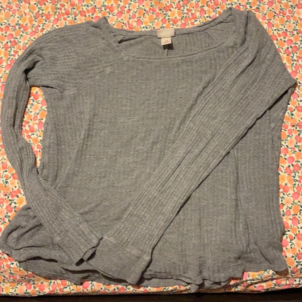 Grey sweater